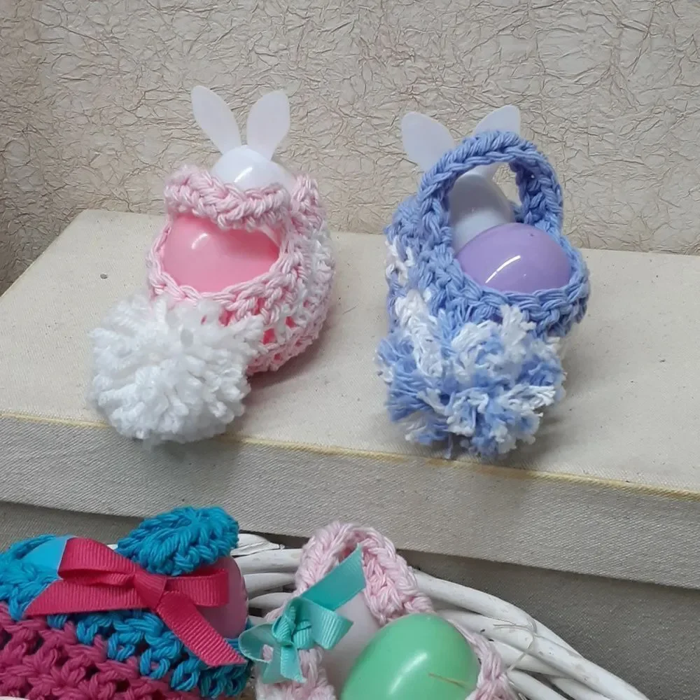 Hand‎ crocheted  mini Easter baskets, bunnies (pick 2)